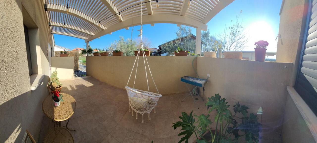 B Resort דירת נופש בדרום רמת הגולן Giv'at Yo'av Esterno foto