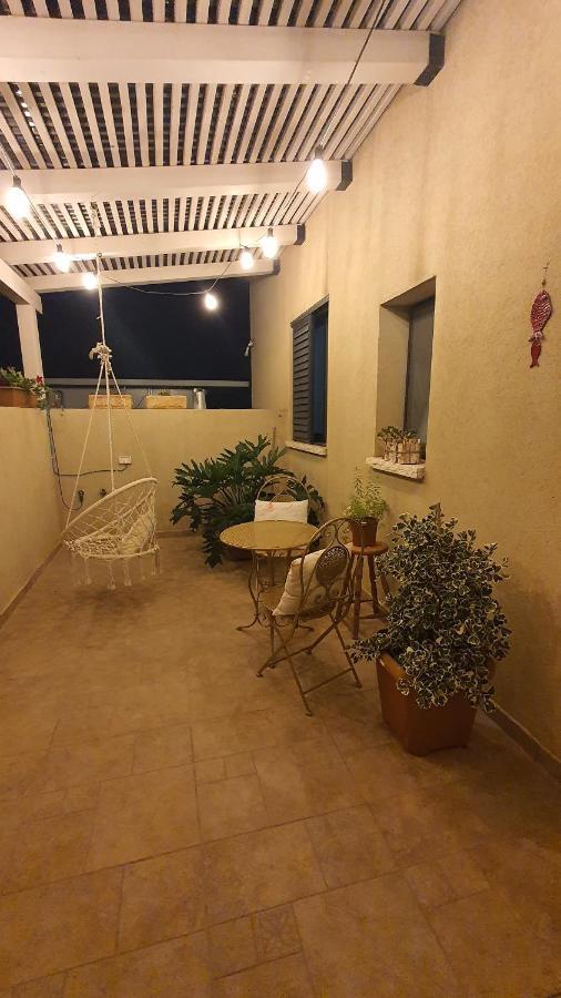 B Resort דירת נופש בדרום רמת הגולן Giv'at Yo'av Esterno foto